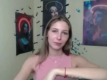 blue_bow – webcam model profile photo Image 9