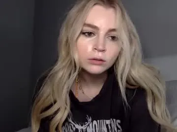 oh_julie – webcam model profile photo Image 2