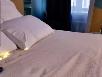 ai_bamby – webcam model profile photo Image 10