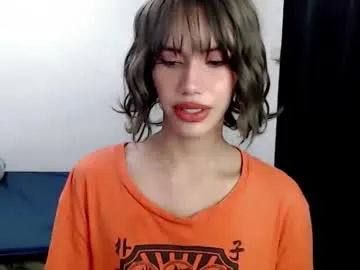 petites_perles – webcam model profile photo Image 10