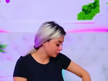 sweetdesiree_ – webcam model profile photo Image 13