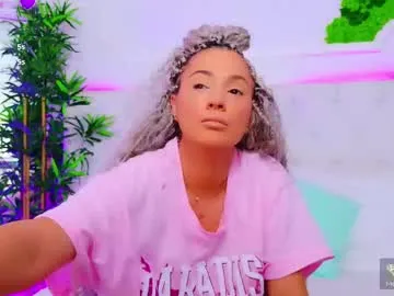 sweetdesiree_ – webcam model profile photo Image 3