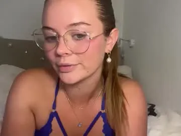 megan_galactica – webcam model profile photo Image 13