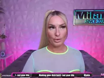 wet_dreamm22 – webcam model profile photo Image 15