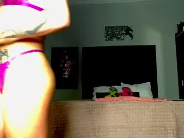 valeryn69_ – webcam model profile photo Image 2