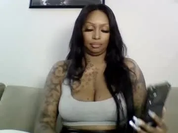 petites_perles – webcam model profile photo Image 13