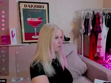 lisa2018 – webcam model profile photo Image 6