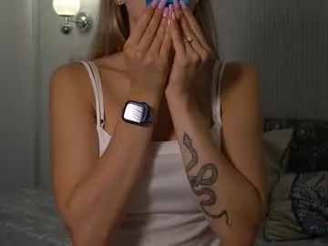 magical_mermaids – webcam model profile photo Image 12