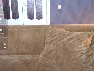 cinacandy – webcam model profile photo Image 5