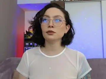 syndicete – webcam model profile photo Image 9