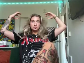 byrdtabitha – webcam model profile photo Image 7