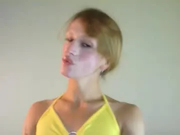 angelsofaurora – webcam model profile photo Image 10