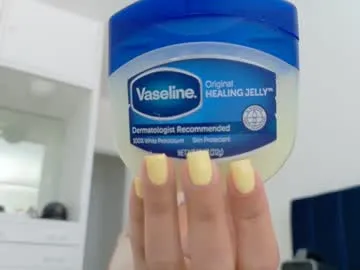 ErikaBonnie – webcam model profile photo Image 7