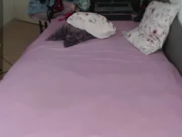 your_dolls – webcam model profile photo Image 5