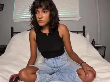 ewagreen – webcam model profile photo Image 4