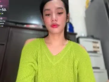 _bustylucianaa_ – webcam model profile photo Image 16