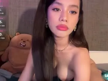 _bustylucianaa_ – webcam model profile photo Image 4