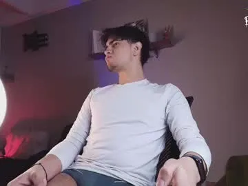 milaseren – webcam model profile photo Image 16