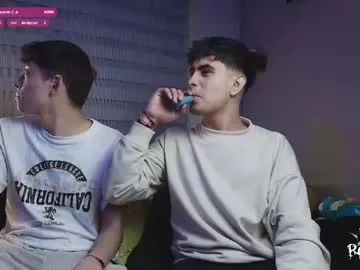 milaseren – webcam model profile photo Image 9