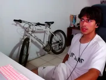 cloesweety – webcam model profile photo Image 7