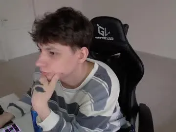 mia_cloudy – webcam model profile photo Image 11