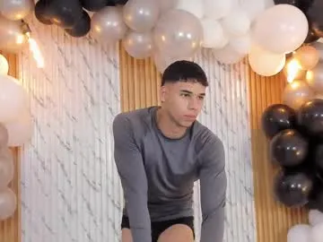 kira_briis – webcam model profile photo Image 13