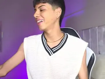 AlyssonJade – webcam model profile photo Image 6