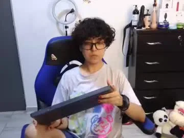 wet_dreamm22 – webcam model profile photo Image 7