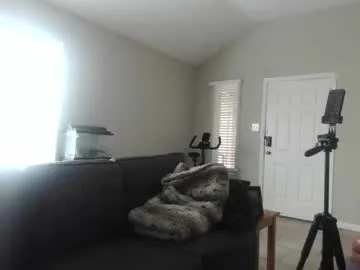 pinkypuppa – webcam model profile photo Image 8