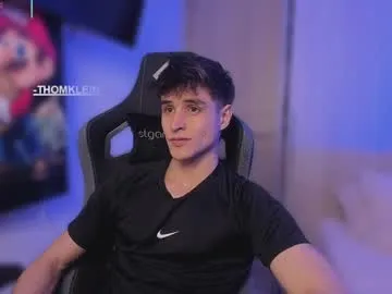 nadinnnea – webcam model profile photo Image 10