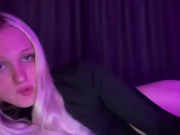 wet_dreamm22 – webcam model profile photo Image 3