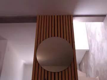 officiallyonlytams – webcam model profile photo Image 11