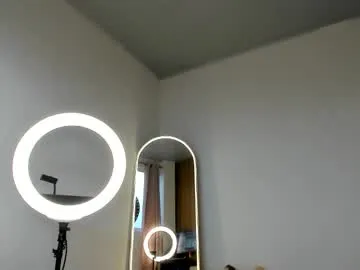 sexxxsirens – webcam model profile photo Image 9