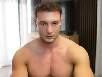 pinkypuppa – webcam model profile photo Image 12