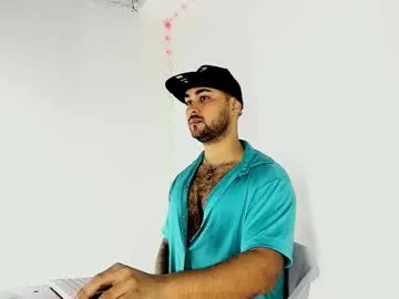 sweet_lia1_ – webcam model profile photo Image 7