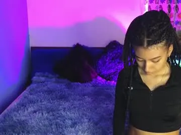 blue_bow – webcam model profile photo Image 15