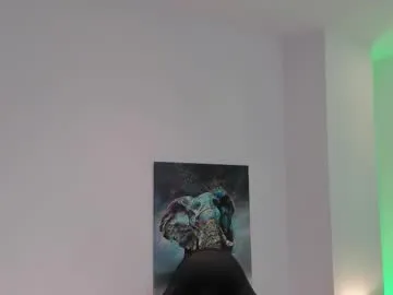 loving_ladies – webcam model profile photo Image 8