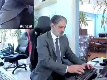 mjgreencat – webcam model profile photo Image 5