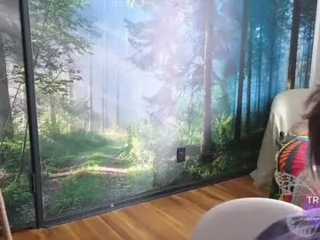 super_peach – webcam model profile photo Image 2