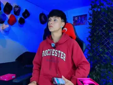 pinkypuppa – webcam model profile photo Image 11