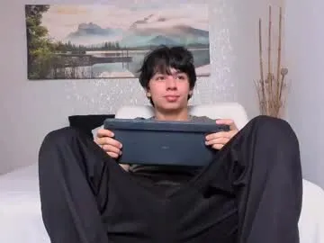 bump_me_baby – webcam model profile photo Image 13