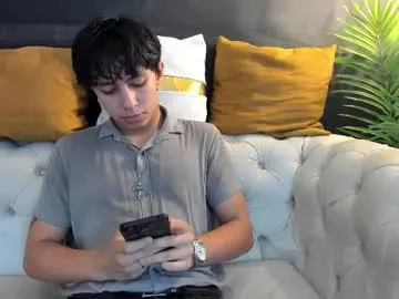 bump_me_baby – webcam model profile photo Image 8