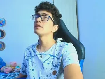 mia_cloudy – webcam model profile photo Image 10