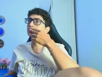 mia_cloudy – webcam model profile photo Image 12