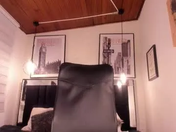 angelsofaurora – webcam model profile photo Image 11