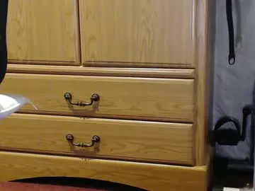 tarantino_girl – webcam model profile photo Image 10