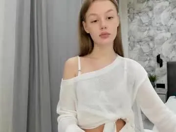 lilly_colins – webcam model profile photo Image 9