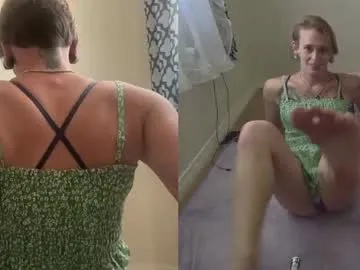 EvelynMills – webcam model profile photo Image 17