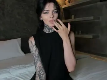 ewagreen – webcam model profile photo Image 19