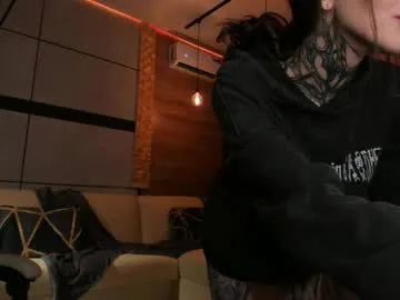 ewagreen – webcam model profile photo Image 5